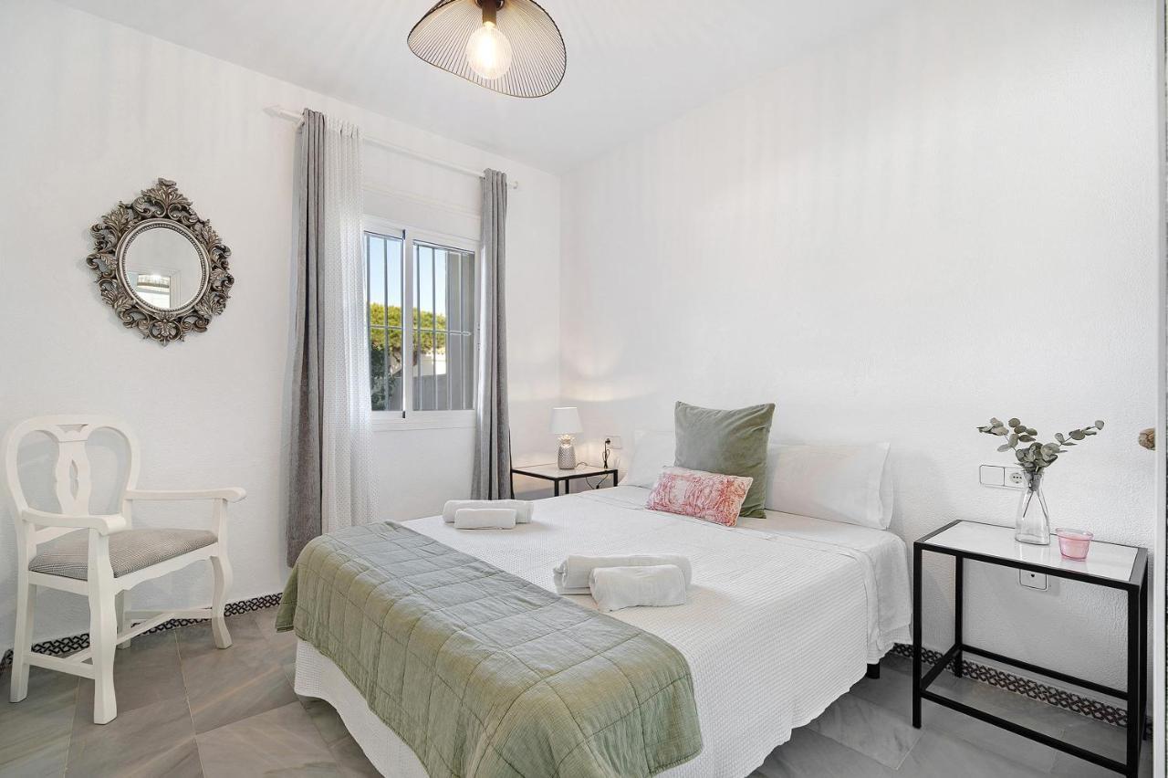 Apartamento Calas Sancti Petri Novo Sancti Petri Esterno foto
